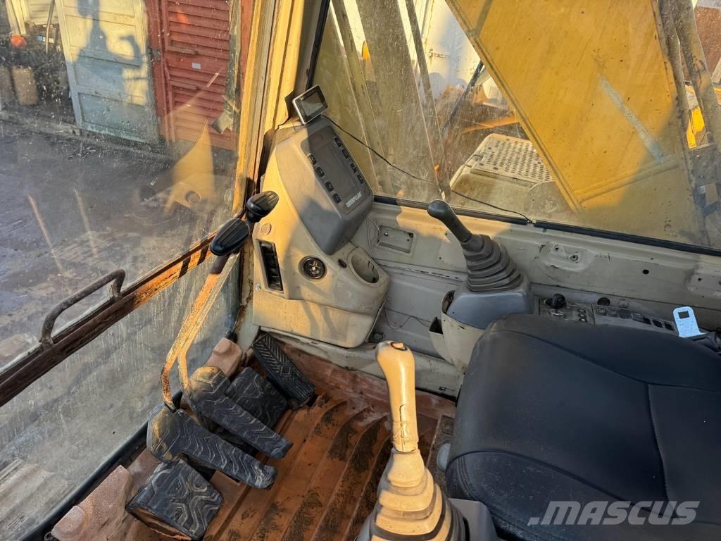 CAT 320 B L حفارات زحافة