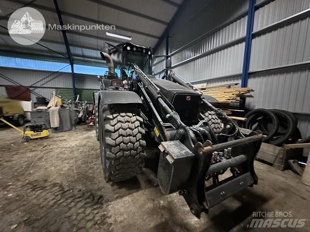 Huddig 1260 D لوادر ذات جرافات عكسية
