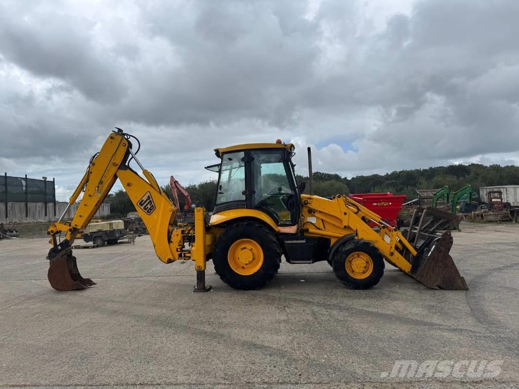 JCB 3CX لوادر ذات جرافات عكسية