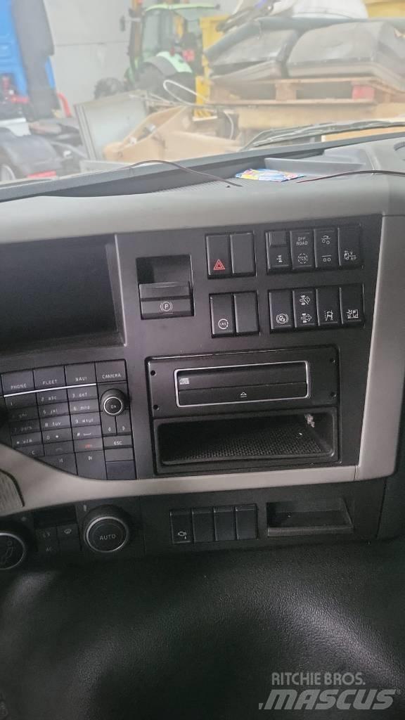 Volvo FM 12 460 وحدات الجر