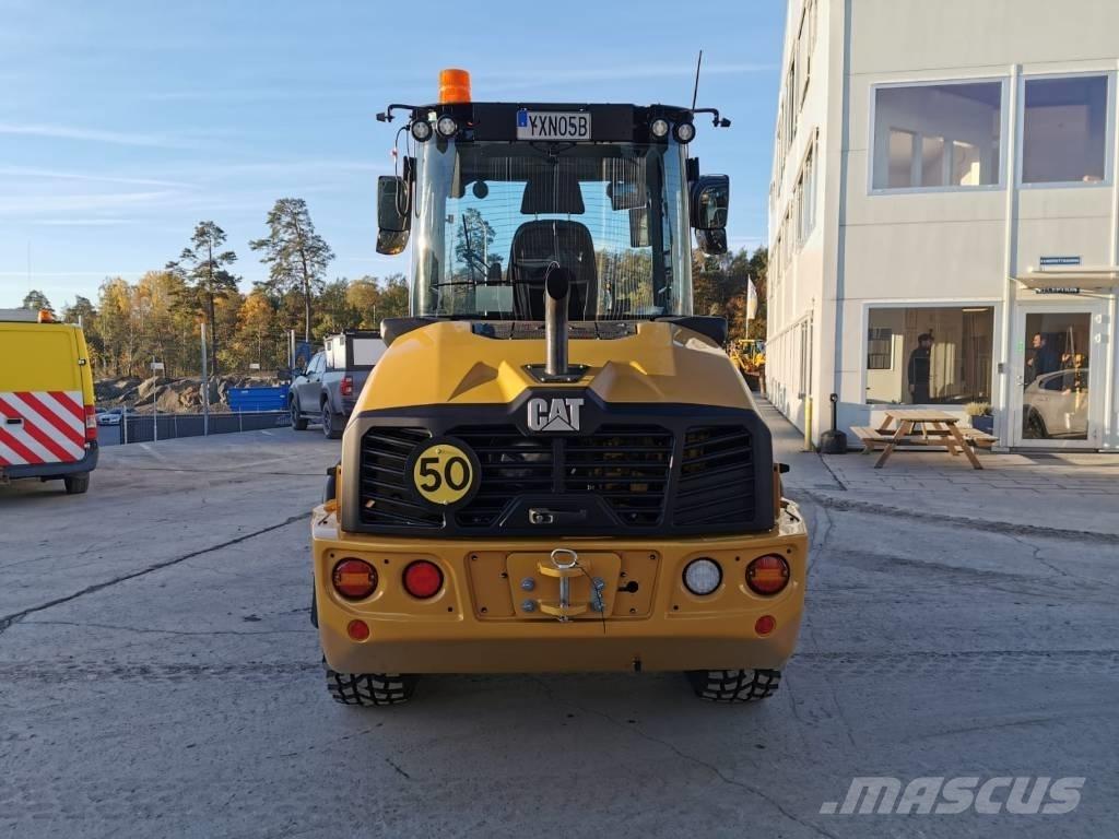 CAT 908 لوادر بعجل