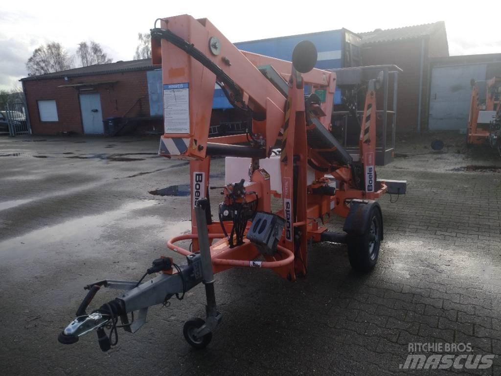 Niftylift 120 T المنصات الهوائية المثبتة على مقطورة