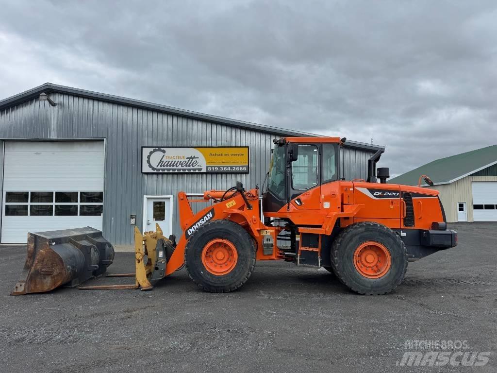 Doosan DL220-5 لوادر بعجل