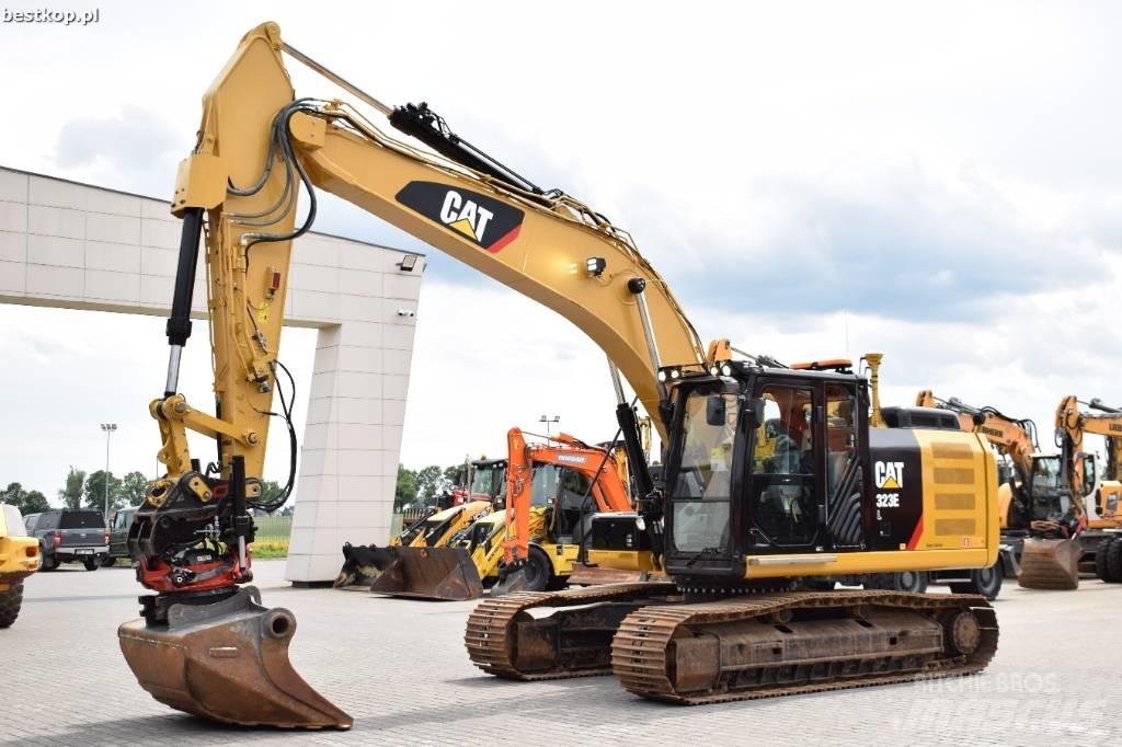 CAT 323 EL حفارات زحافة