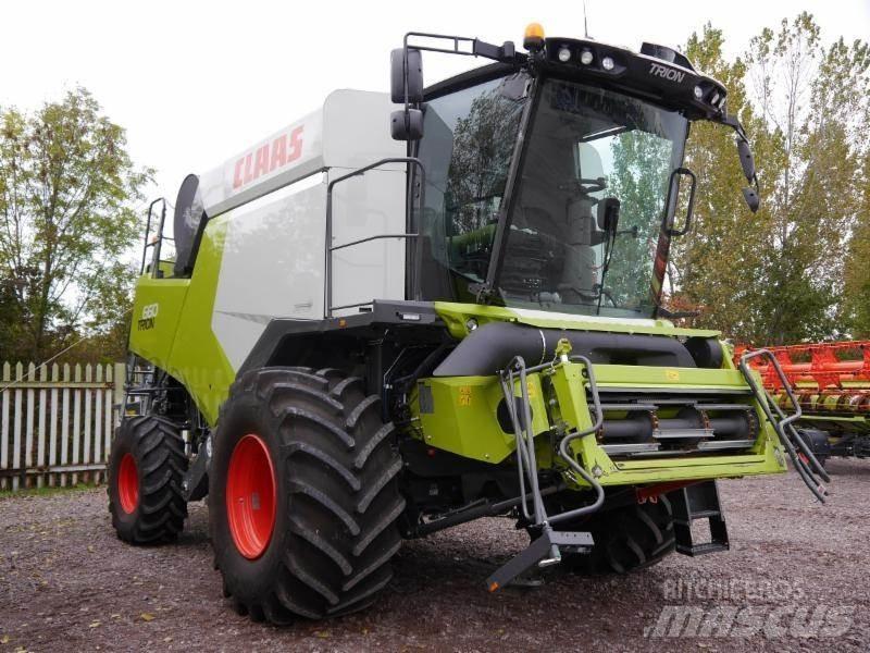 CLAAS TRION 660 حصادات