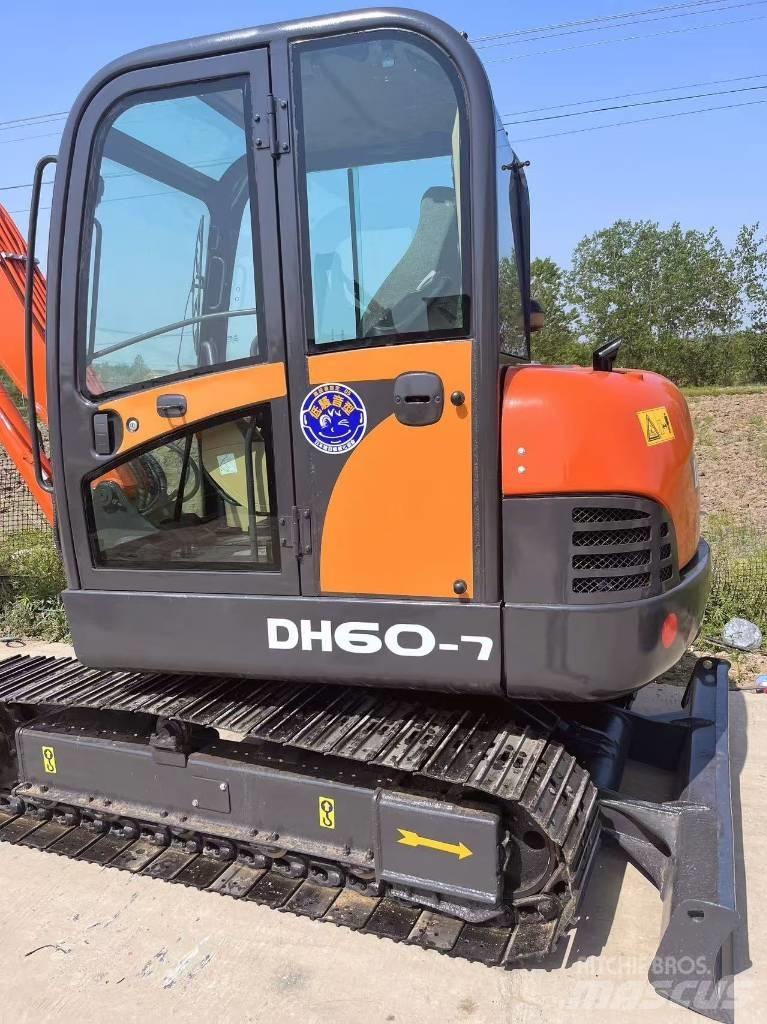 Doosan DH 60-7 حفارات صغيرة أقل من 7 طن (حفارات صغيرة)