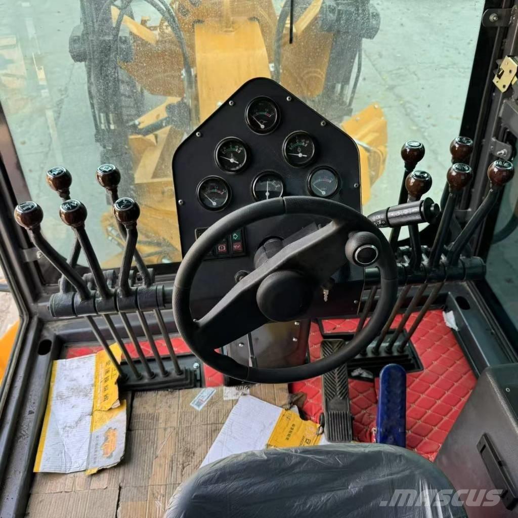 CAT 140G معدات تمهيد الطرق