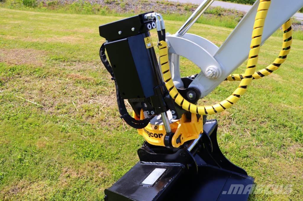 Takeuchi TB216 حفارات صغيرة أقل من 7 طن (حفارات صغيرة)