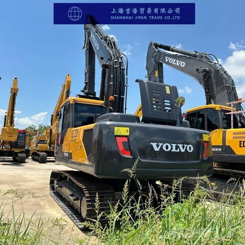 Volvo EC 220 حفارات زحافة