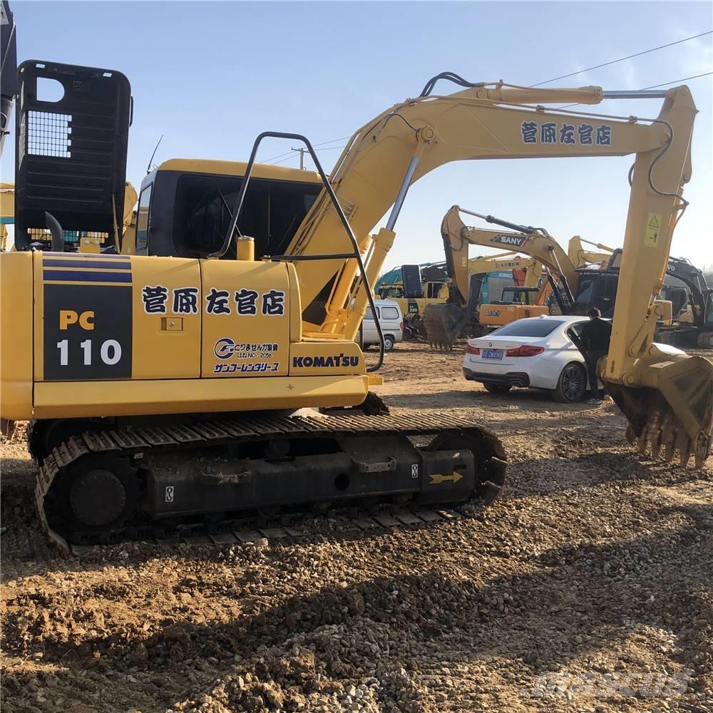 Komatsu PC110-7 حفارات وسط 7 طن - 12 طن