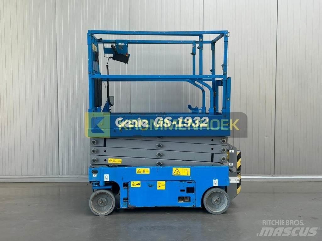 Genie GS 1932 رافعات مقصية الشكل