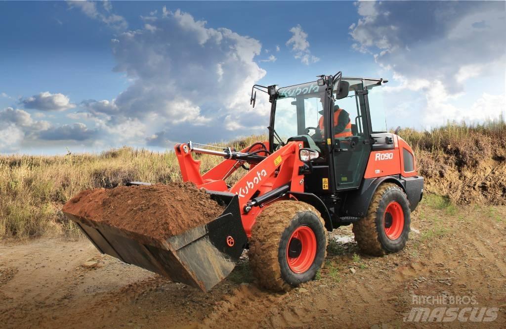 Kubota R 090 لوادر بعجل