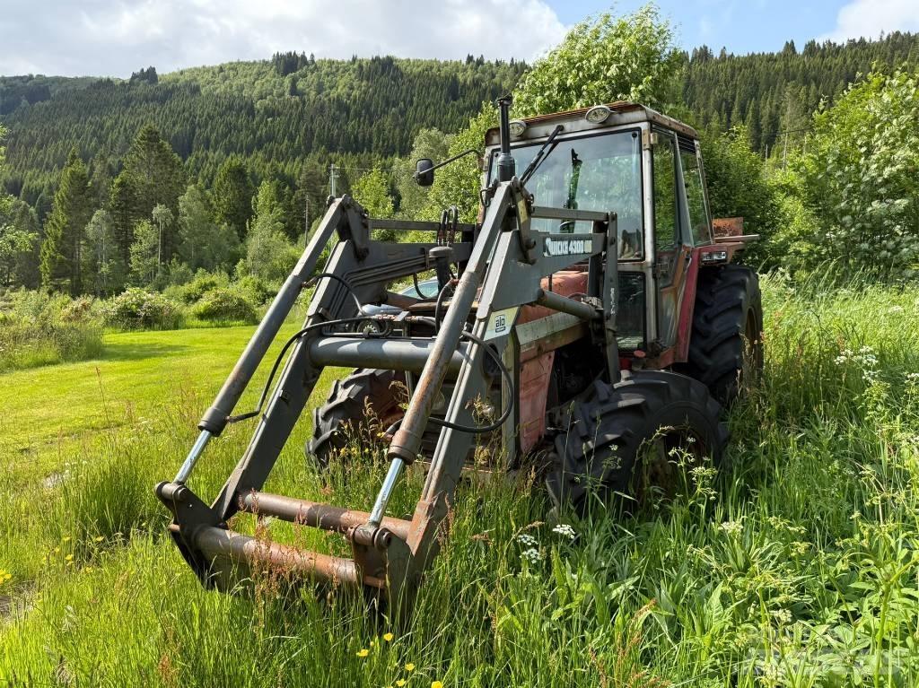Massey Ferguson 675 الجرارات