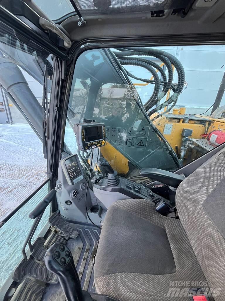 Volvo ECR 305 C L حفارات زحافة