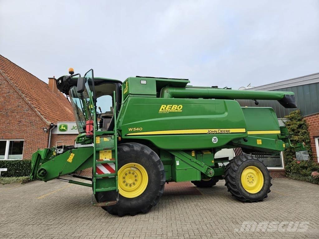 John Deere W540 حصادات
