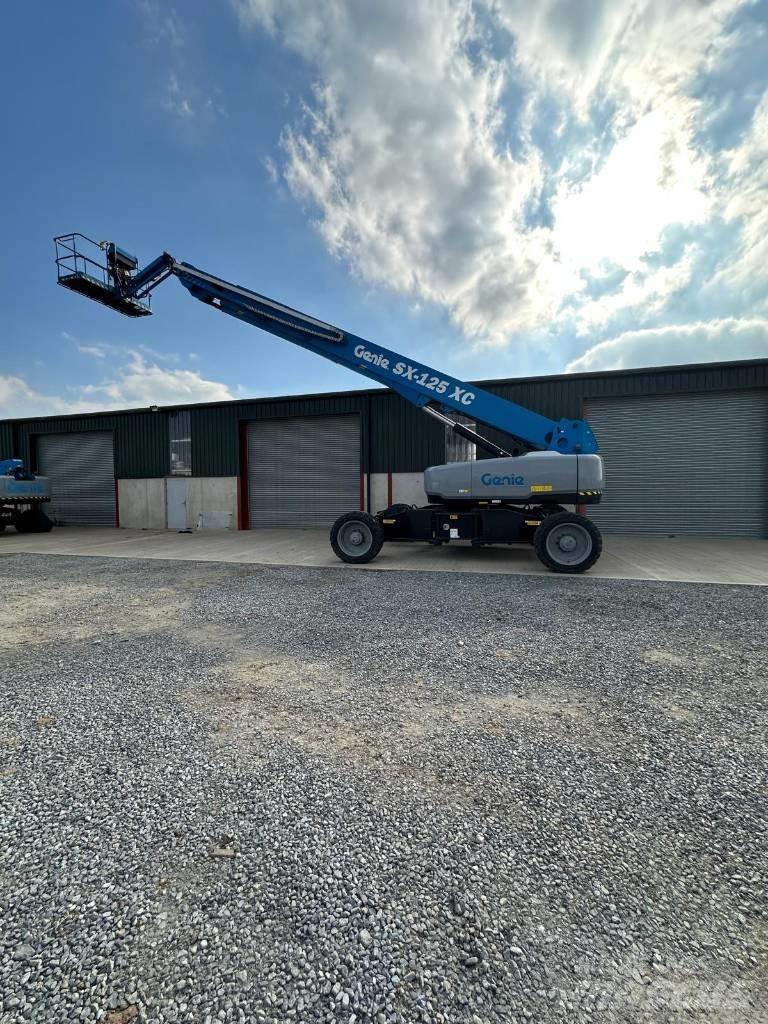 Genie SX 125 XC رافعات سلة تلسكوبية