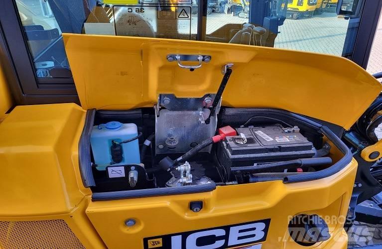 JCB 36 C-1 حفارات صغيرة أقل من 7 طن (حفارات صغيرة)