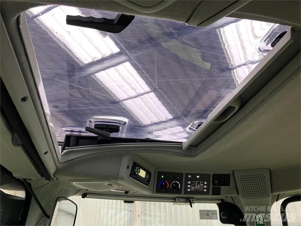 CLAAS Arion 550 الجرارات