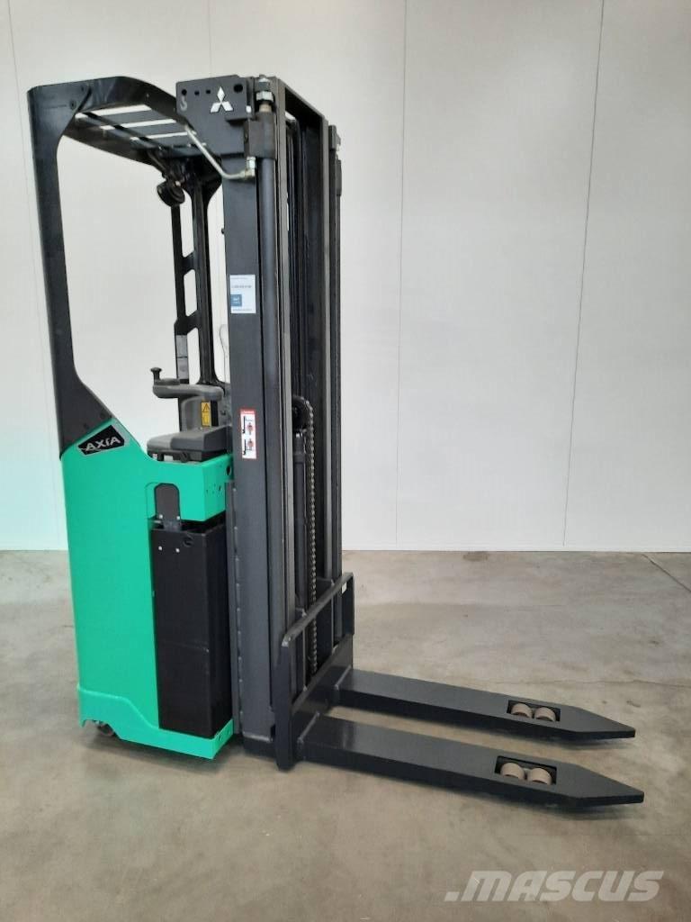 Mitsubishi SBR16N2 شاحنات مناولة ذاتية الدفع
