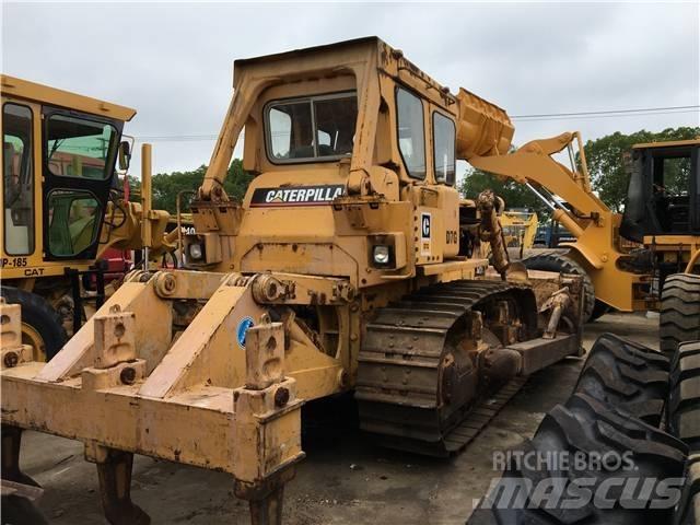 CAT D7G2 بلدوزرات مجنزرة