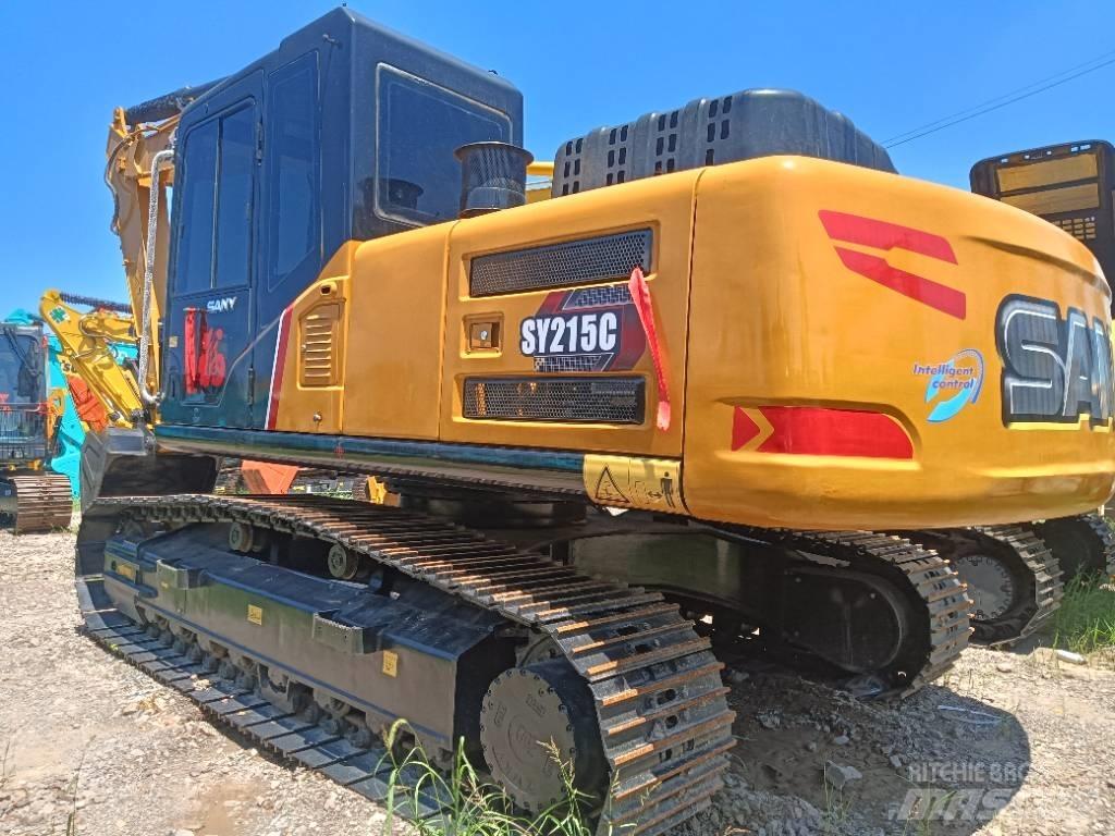 Sany SY 215 C حفارات زحافة