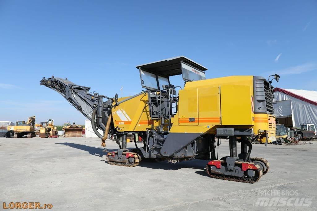Wirtgen W 210 ماكينات الكشط البارد للأسفلت