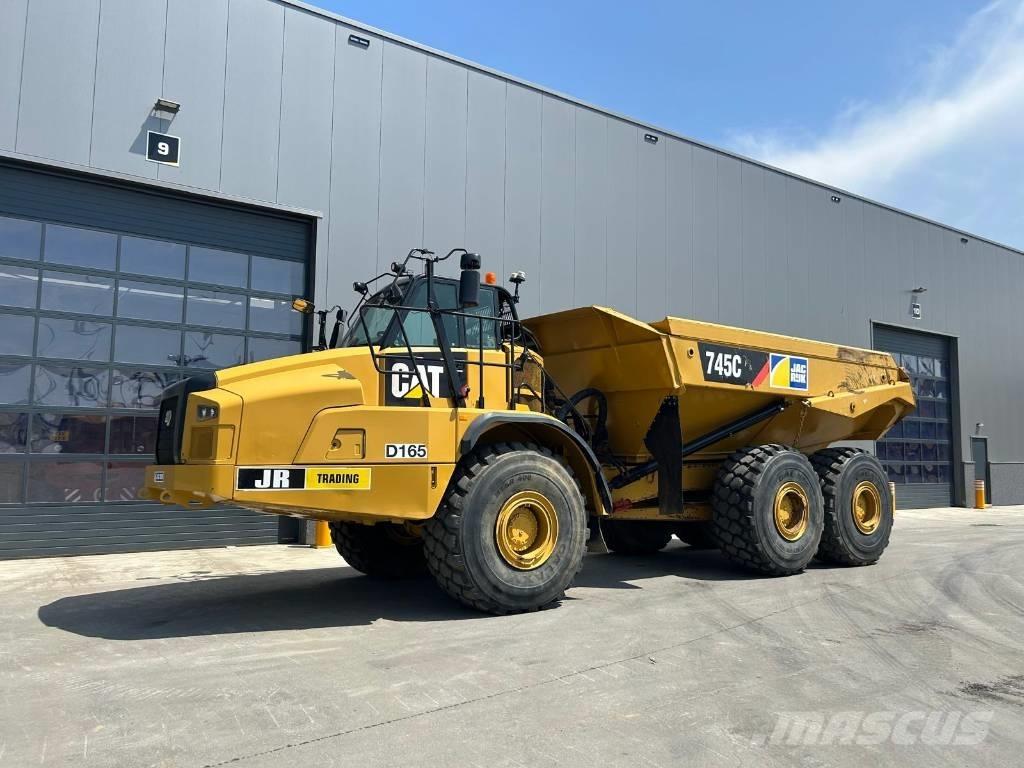 CAT 745 C ساحبات مفصلية