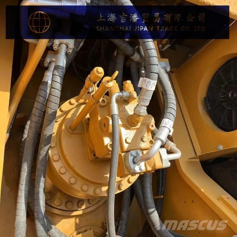 CAT 330 D حفارات زحافة