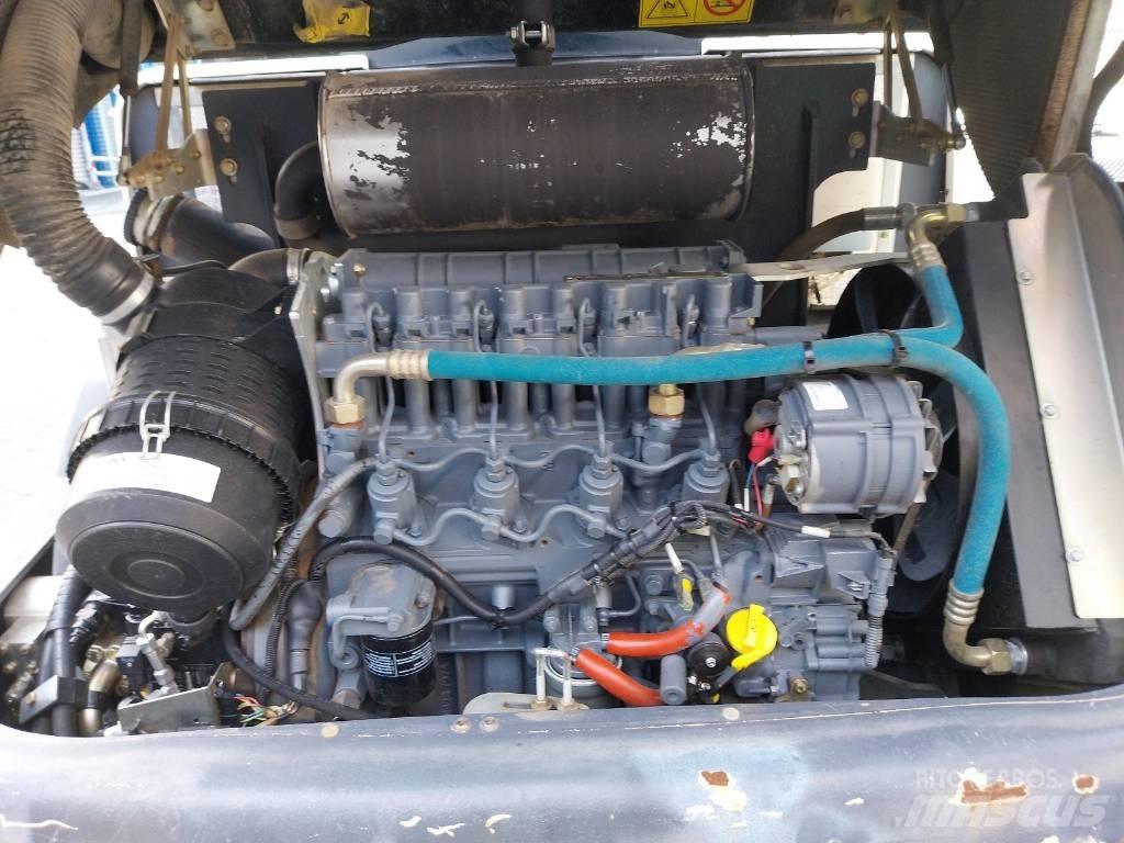 Schaeff TL 65 لوادر بعجل