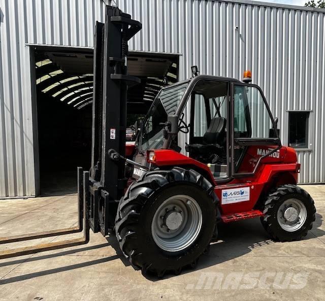 Manitou M 30.4 شاحنات الطرق الوعرة