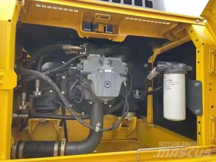 Komatsu PC360 حفارات زحافة