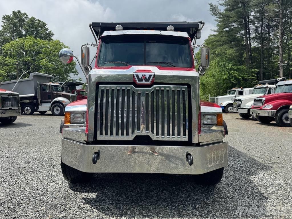 Western Star 4700 شاحنات قلابة