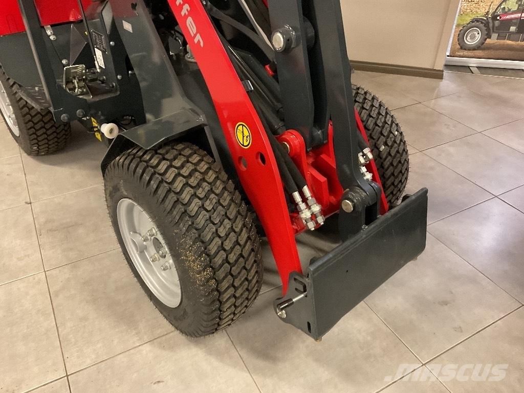 Schäffer 1622 FE لوادر متعددة الأغراض