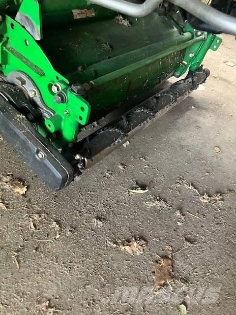 John Deere 7200 A ماكينات جز العشب