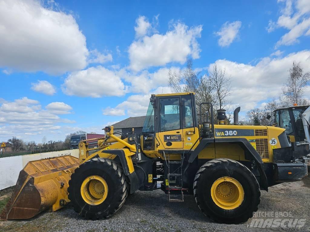Komatsu WA 380-6 لوادر بعجل