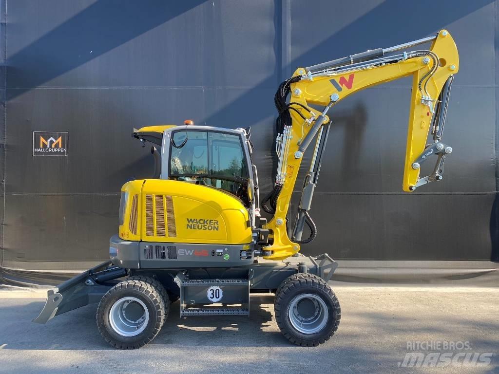 Wacker Neuson EW65 حفارات بعجل