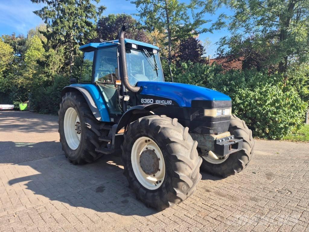 New Holland 8360 الجرارات