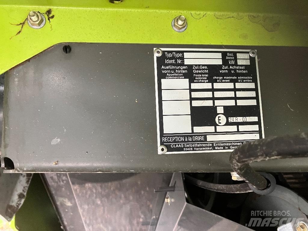 CLAAS Tucano 320 حصادات