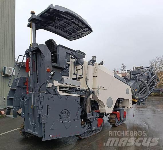 Wirtgen W100 Fi ماكينات الحصاة والخرسانة