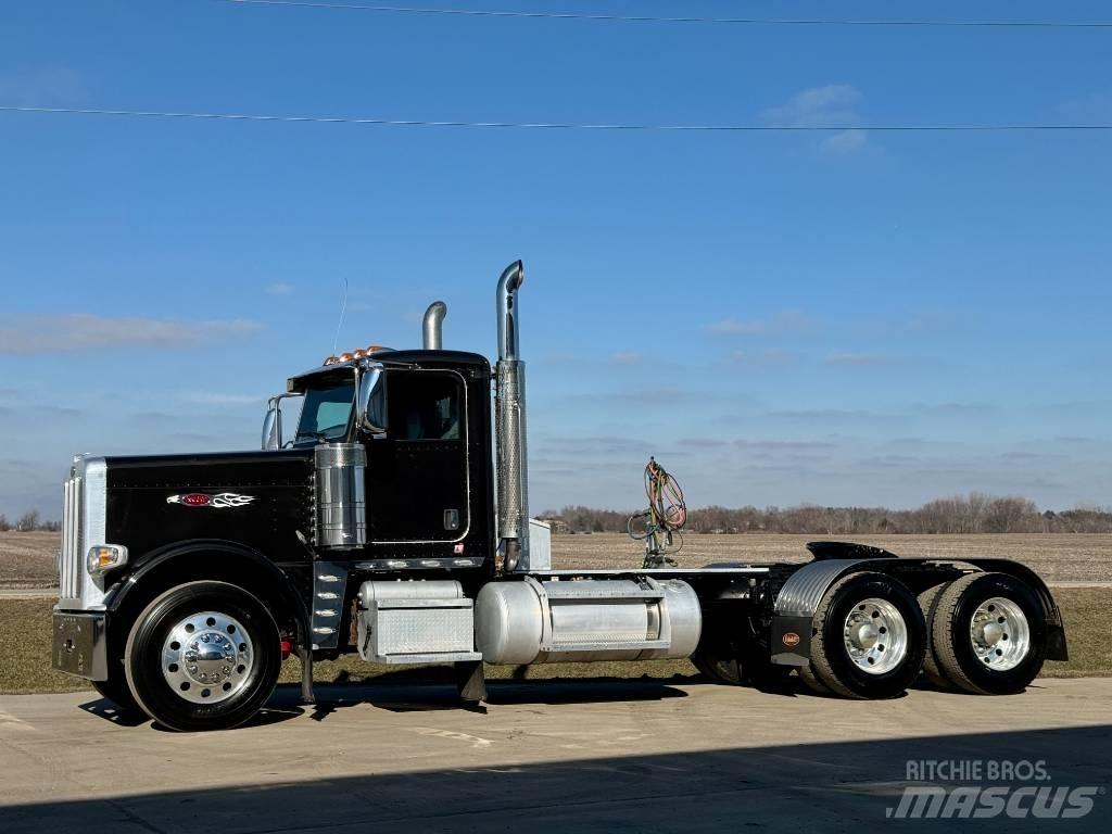 Peterbilt 389 وحدات الجر