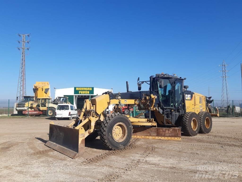 CAT 120 M 2 معدات تمهيد الطرق
