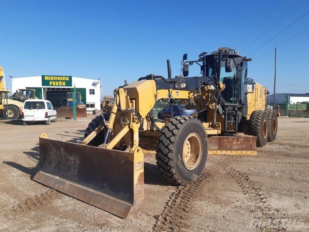 CAT 120 M 2 معدات تمهيد الطرق