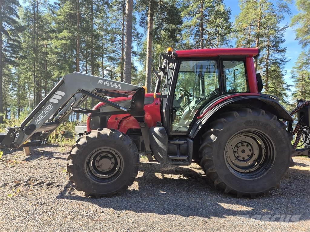 Valtra N91 الجرارات
