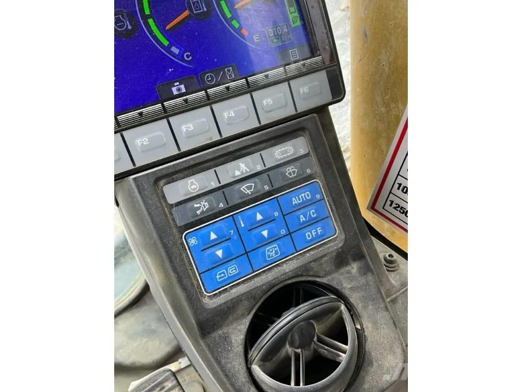 Komatsu PC 170 LC-10 حفارات زحافة