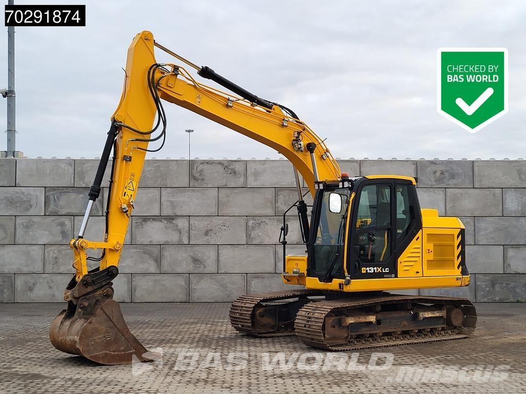 JCB 131X L SV حفارات زحافة