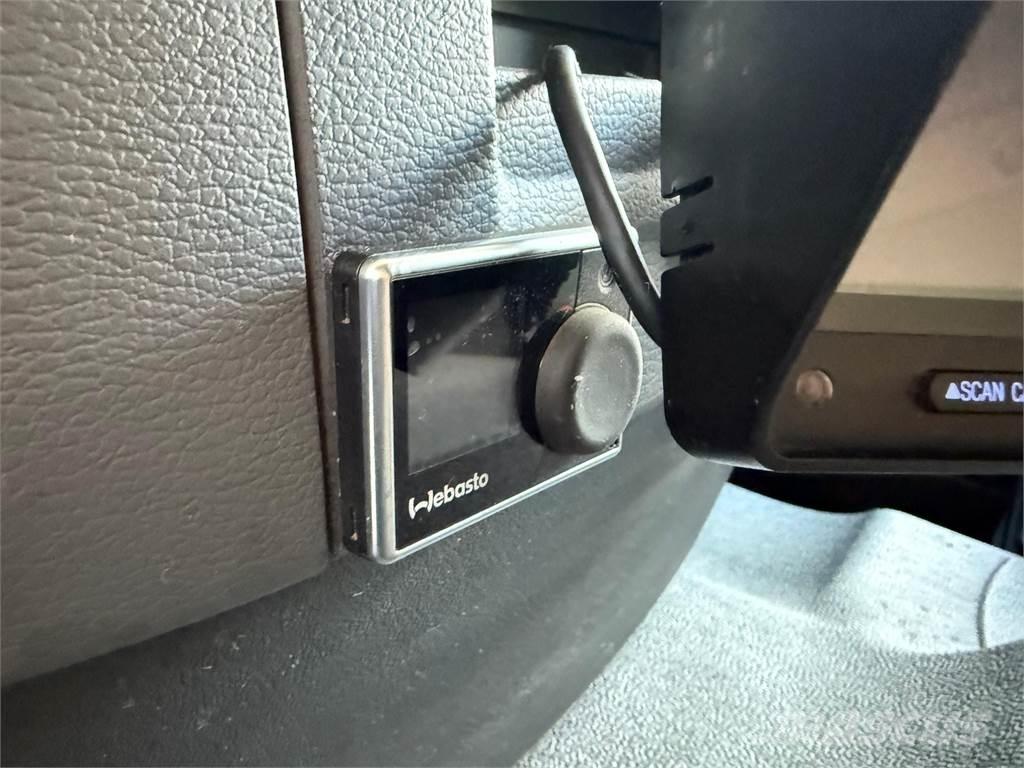 Volvo FE320 4X2 شاحنات ذات هيكل صندوقي