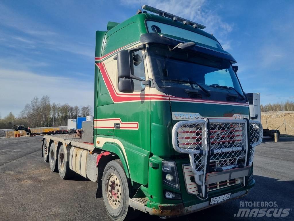 Volvo FH 16 700 8x4 وحدات الجر