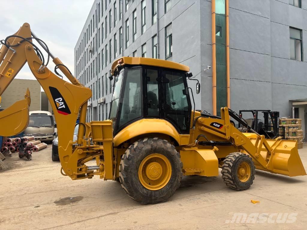 CAT 420 F لوادر ذات جرافات عكسية
