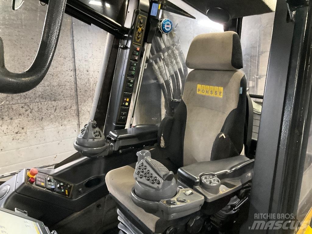 Ponsse Scorpion H6 حصادات