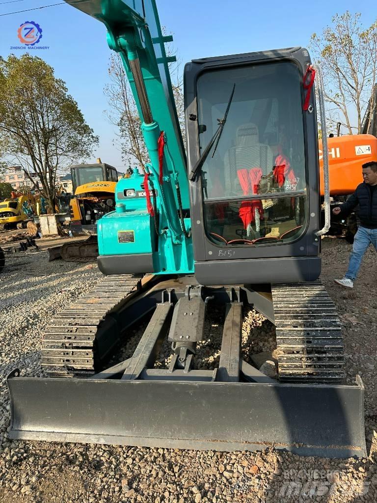 Kobelco SK 75 حفارات وسط 7 طن - 12 طن